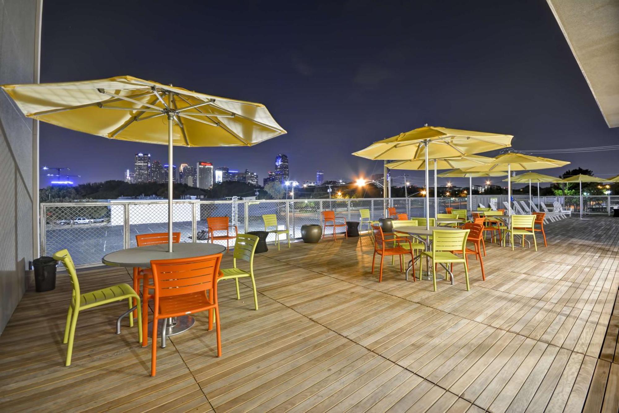 Home2 Suites By Hilton Dallas Downtown At Baylor Scott & White Dış mekan fotoğraf